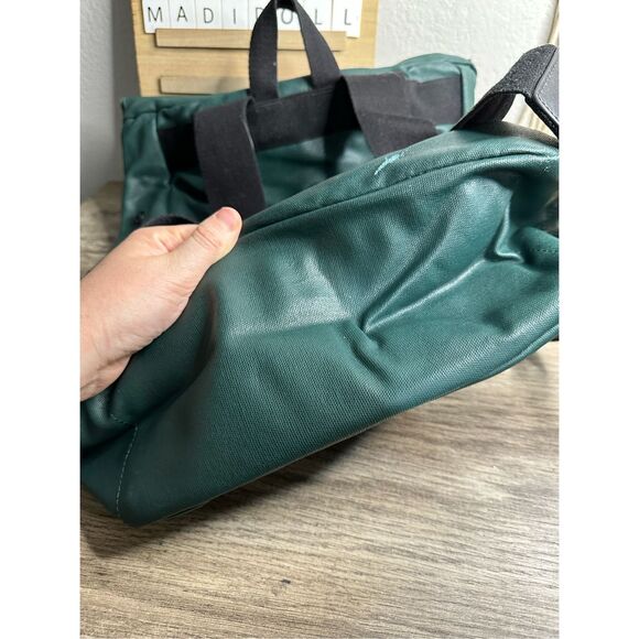 State. Give. Back. Pack Green Backpack - Picture 8 of 9